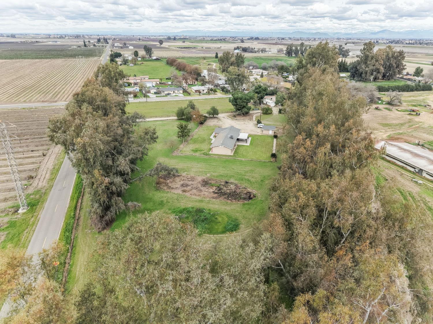 16036 S Del Rey Ave, Kingsburg, CA 93631