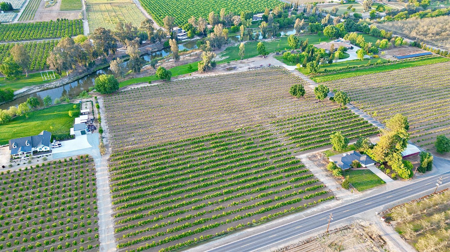 5750 Benicia Ave, Kingsburg, CA 93631