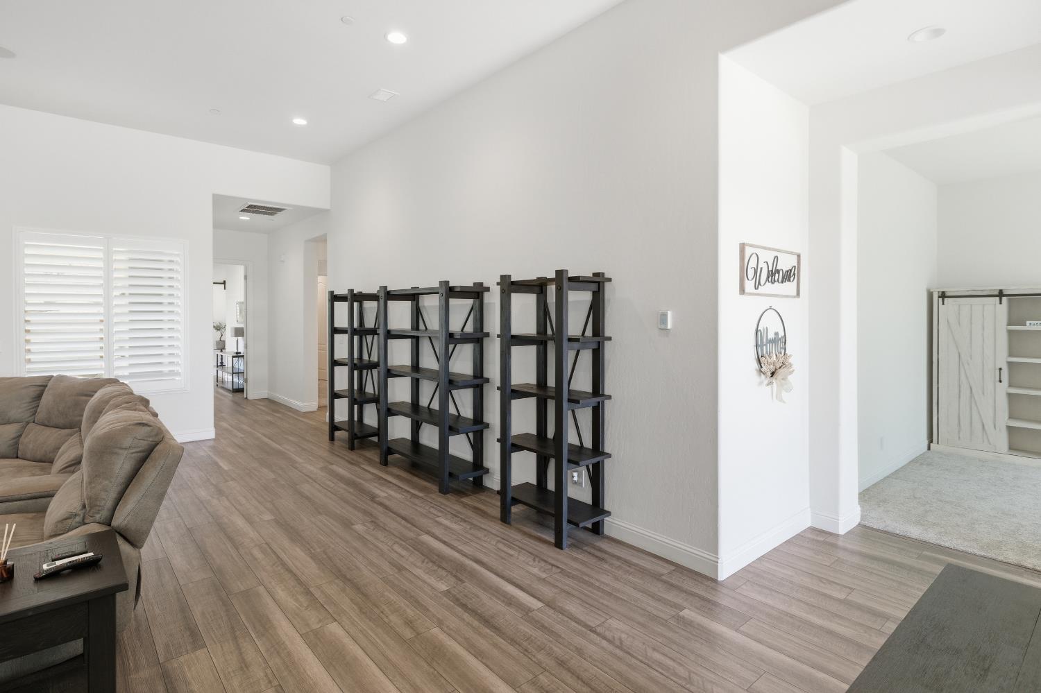 2937 22nd Ave, Kingsburg, CA 93631