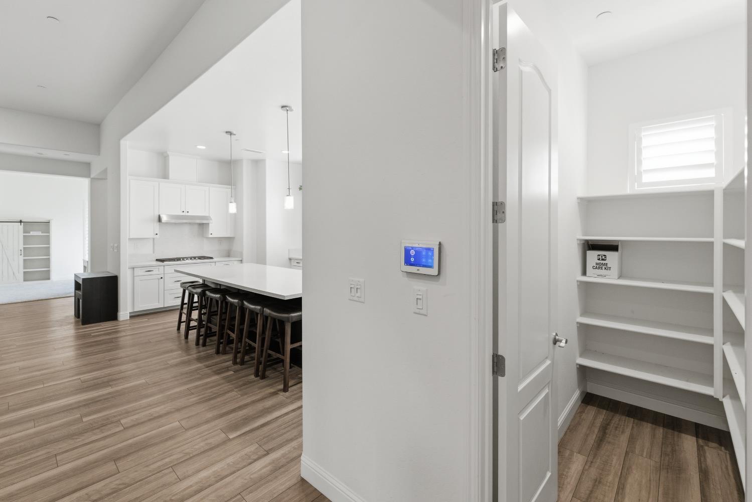 2937 22nd Ave, Kingsburg, CA 93631