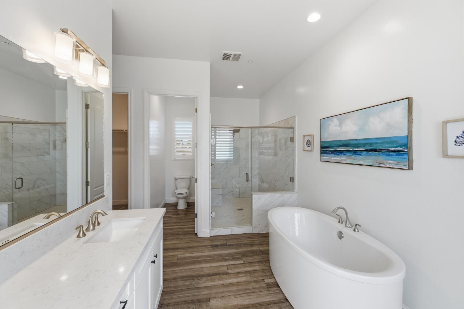 2937 22nd Ave, Kingsburg, CA 93631