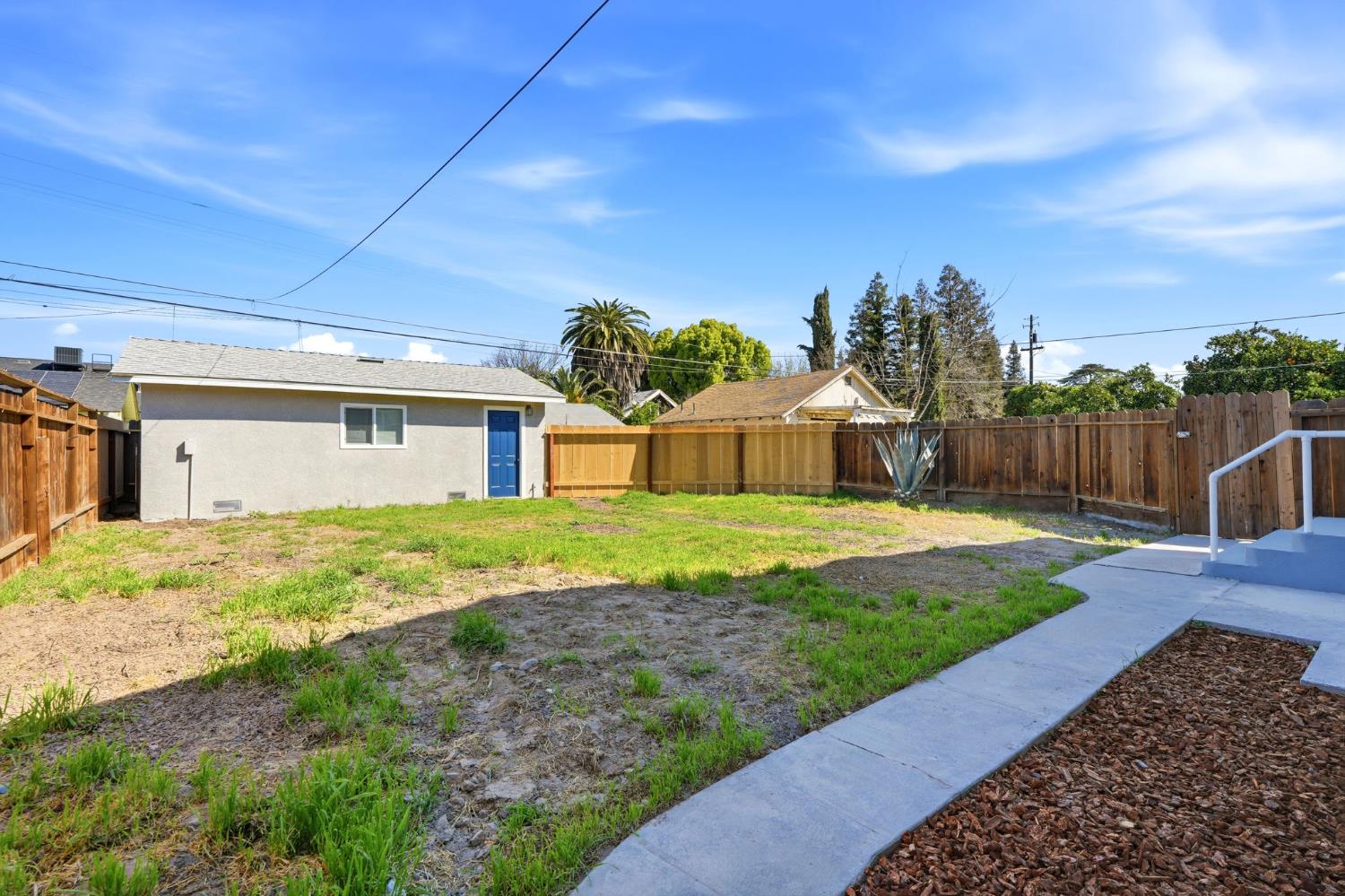 1225 Union St, Kingsburg, CA 93631