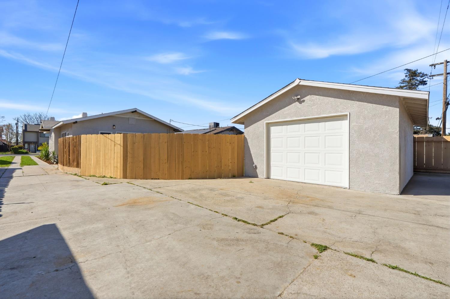 1225 Union St, Kingsburg, CA 93631