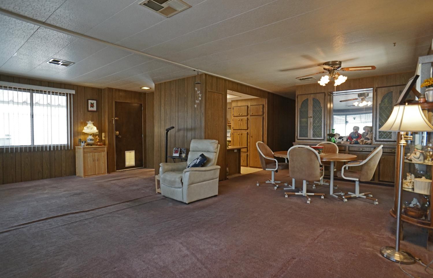 1551 6th Avenue Dr #38, Kingsburg, CA 93631