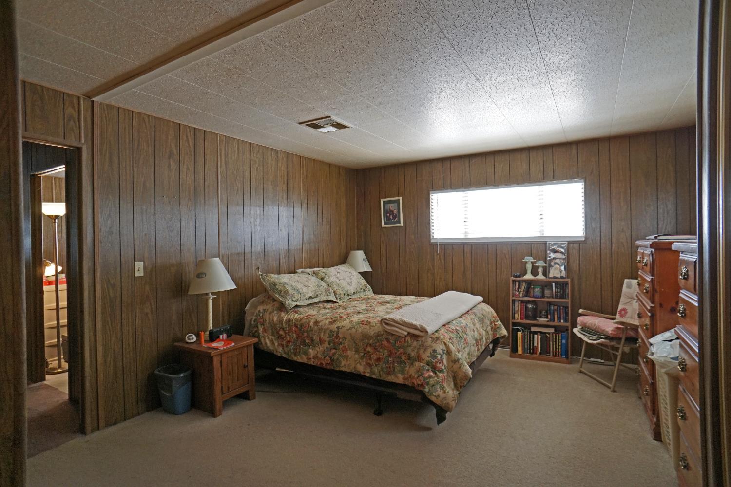 1551 6th Avenue Dr #38, Kingsburg, CA 93631