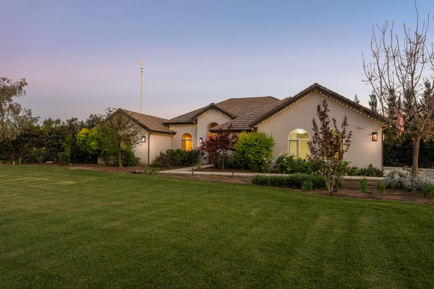 5675 Boston Ave, Kingsburg, CA 93631