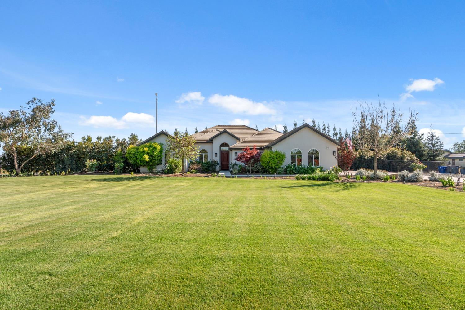 5675 Boston Ave, Kingsburg, CA 93631