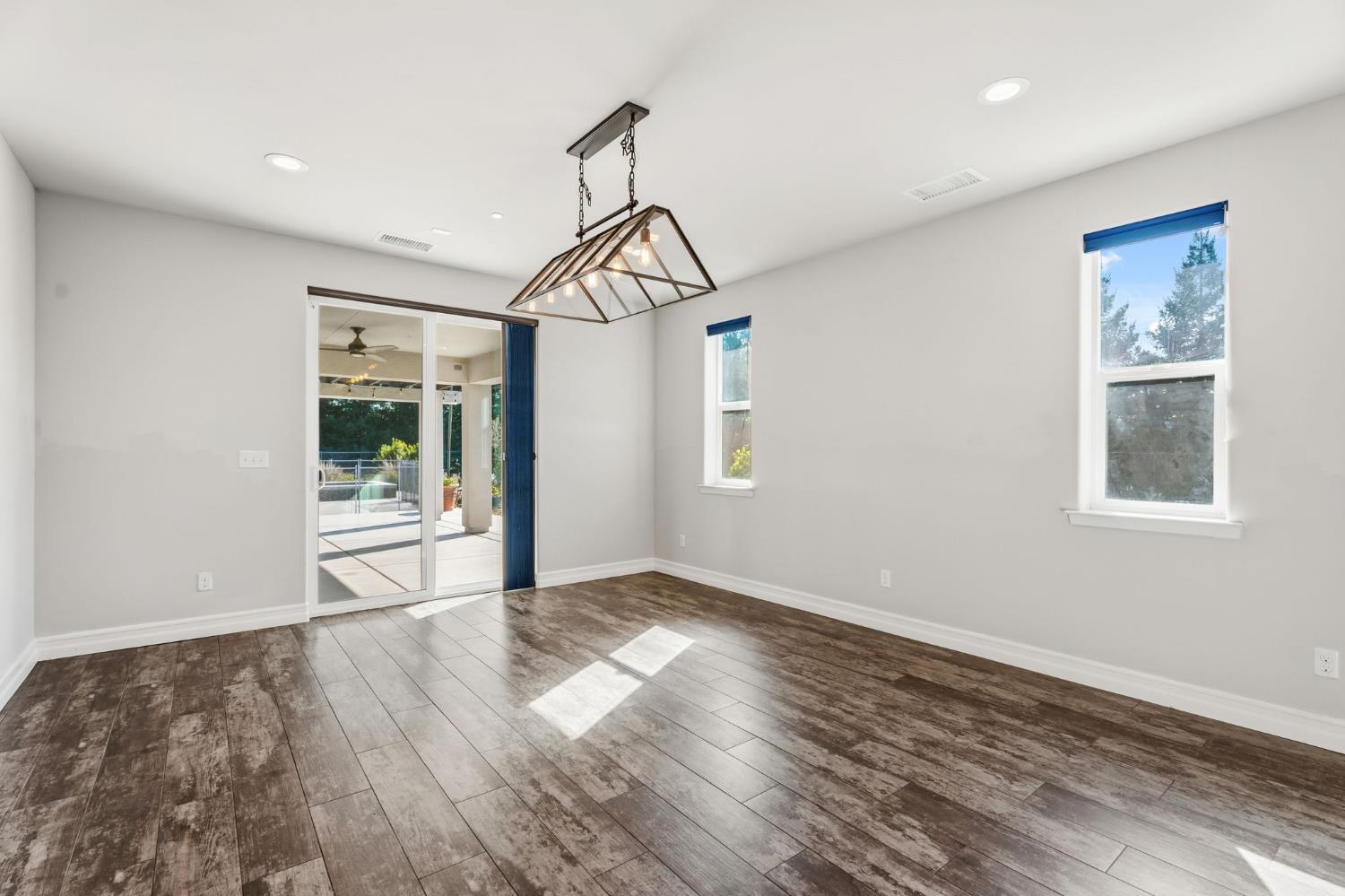 5675 Boston Ave, Kingsburg, CA 93631