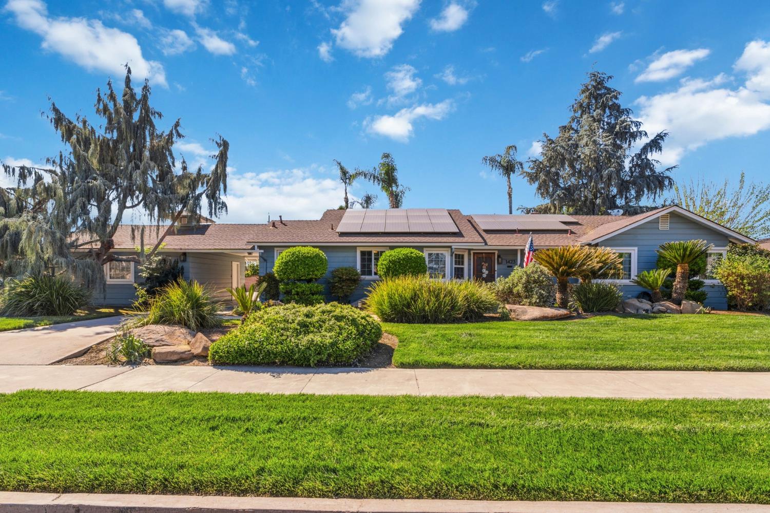 1423 20Th Ave, Kingsburg, CA 93631