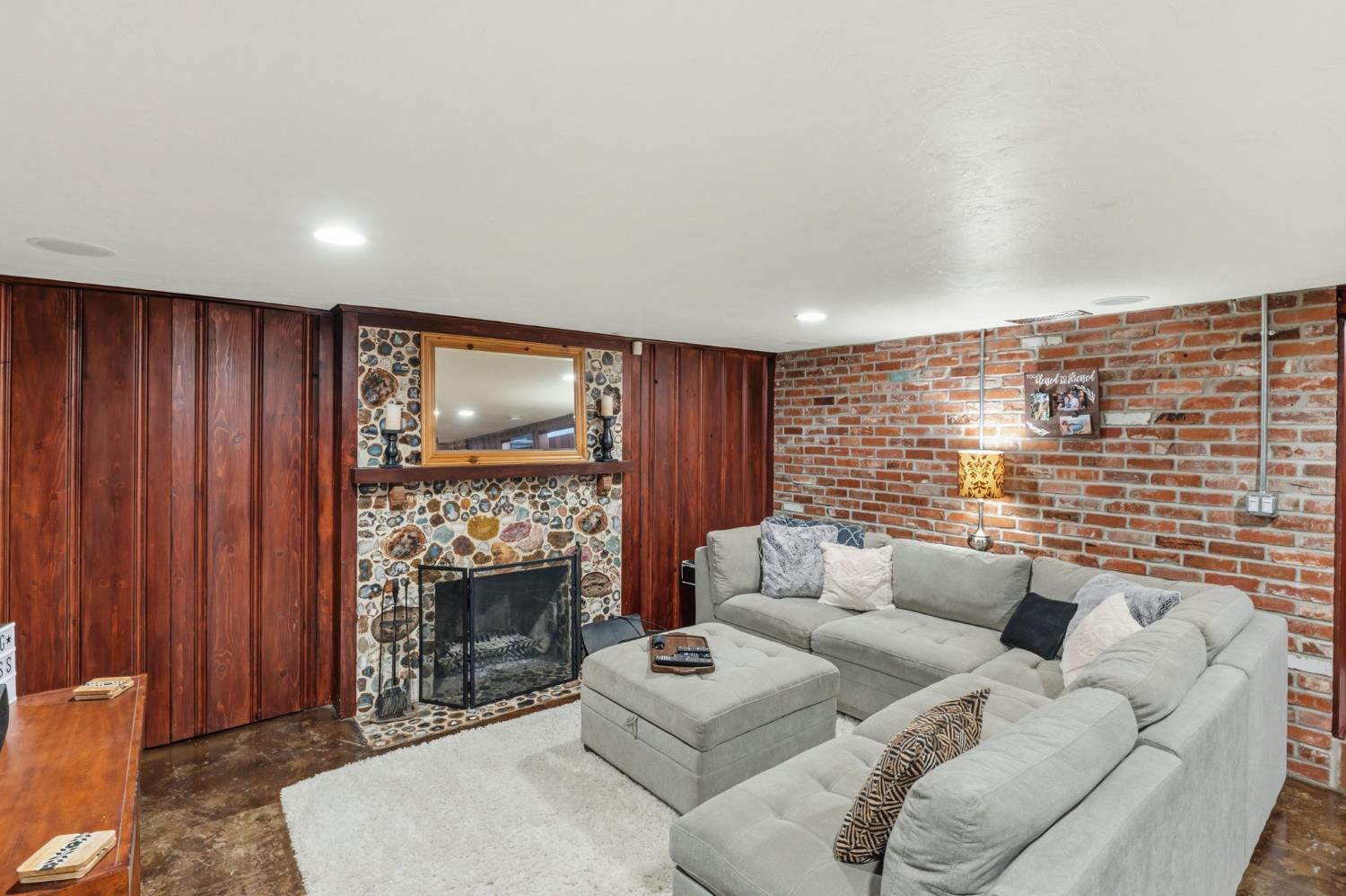 1423 20Th Ave, Kingsburg, CA 93631