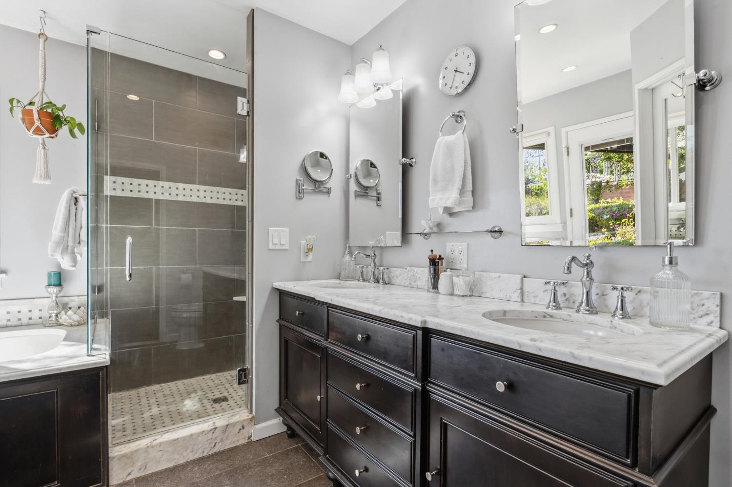 1423 20Th Ave, Kingsburg, CA 93631