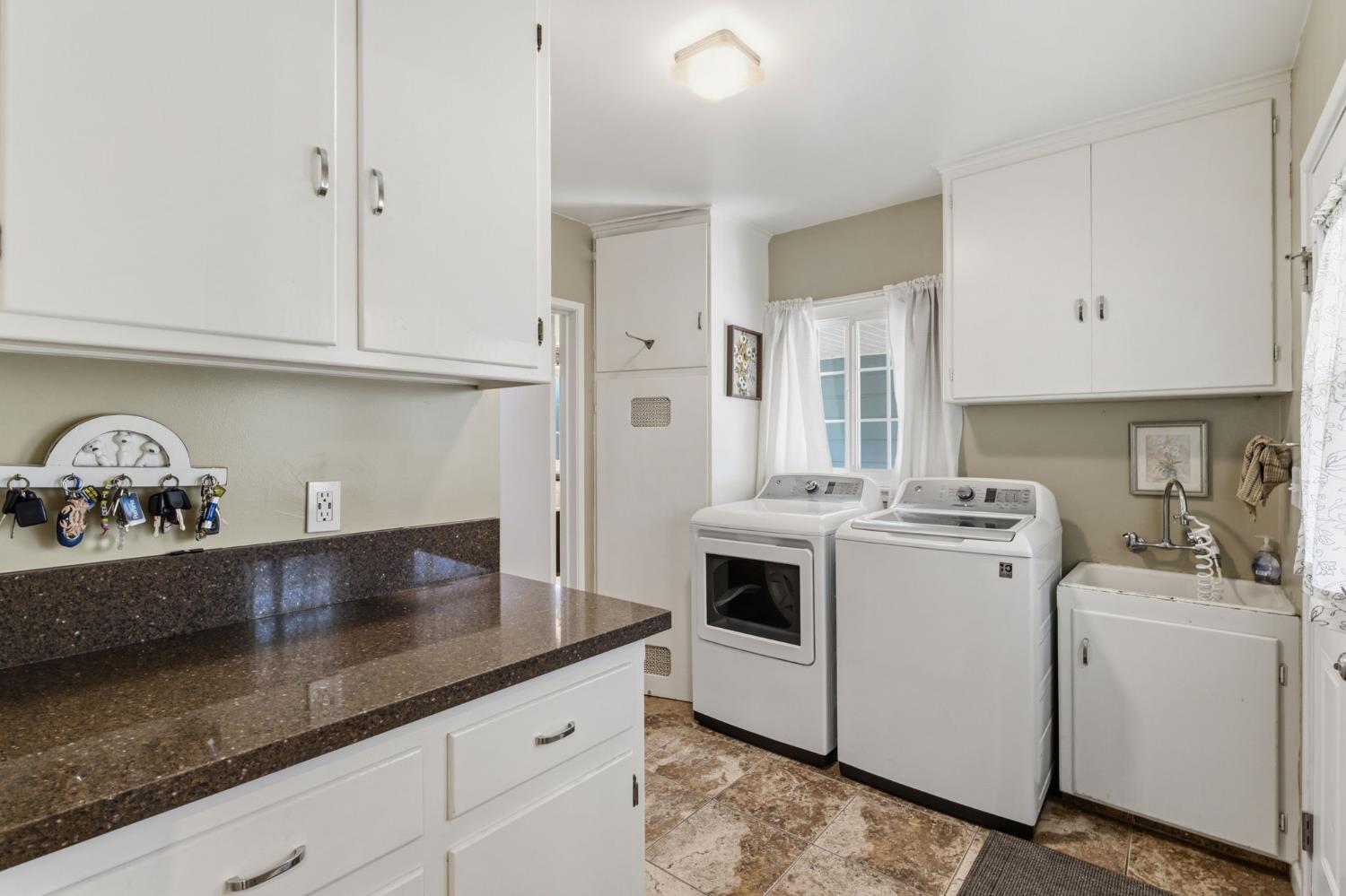 1423 20Th Ave, Kingsburg, CA 93631