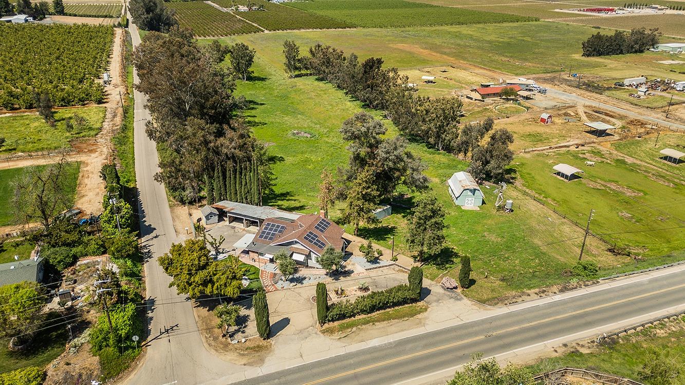 5221 S Reed Ave, Reedley, CA 93654