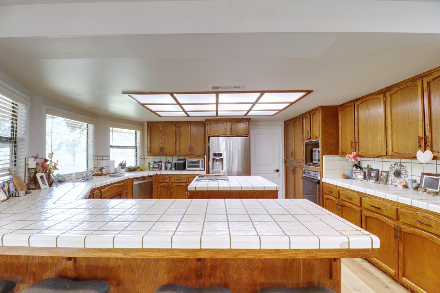 3029 Cypress Ave, Kingsburg, CA 93631