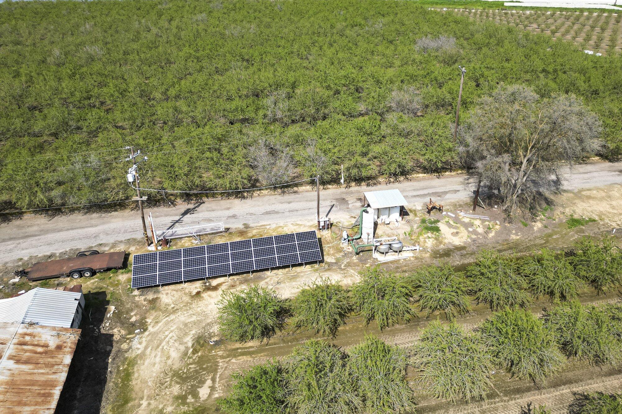 1710 Ave 388, Kingsburg, CA 93631