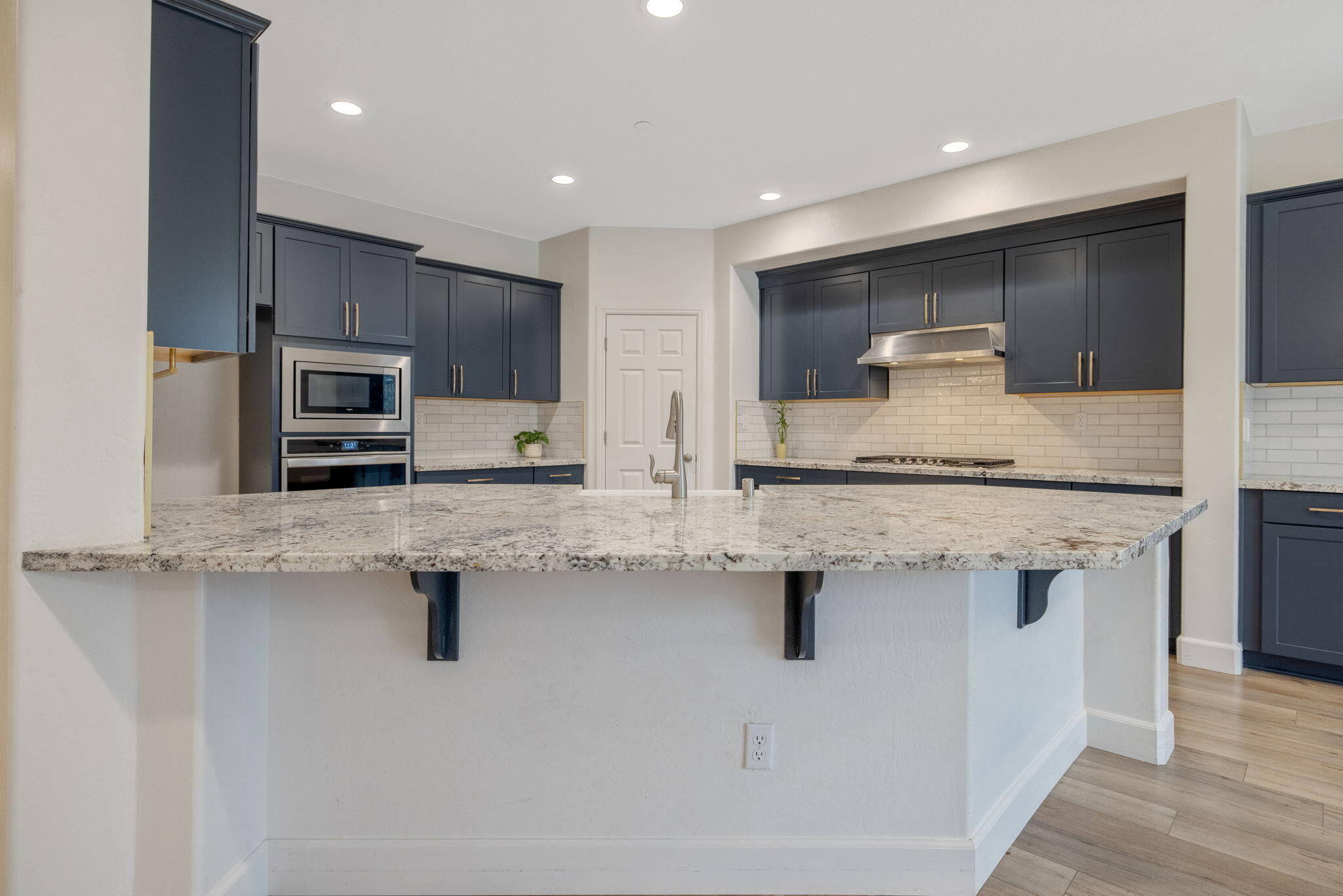 801 Howard St, Kingsburg, CA 93631