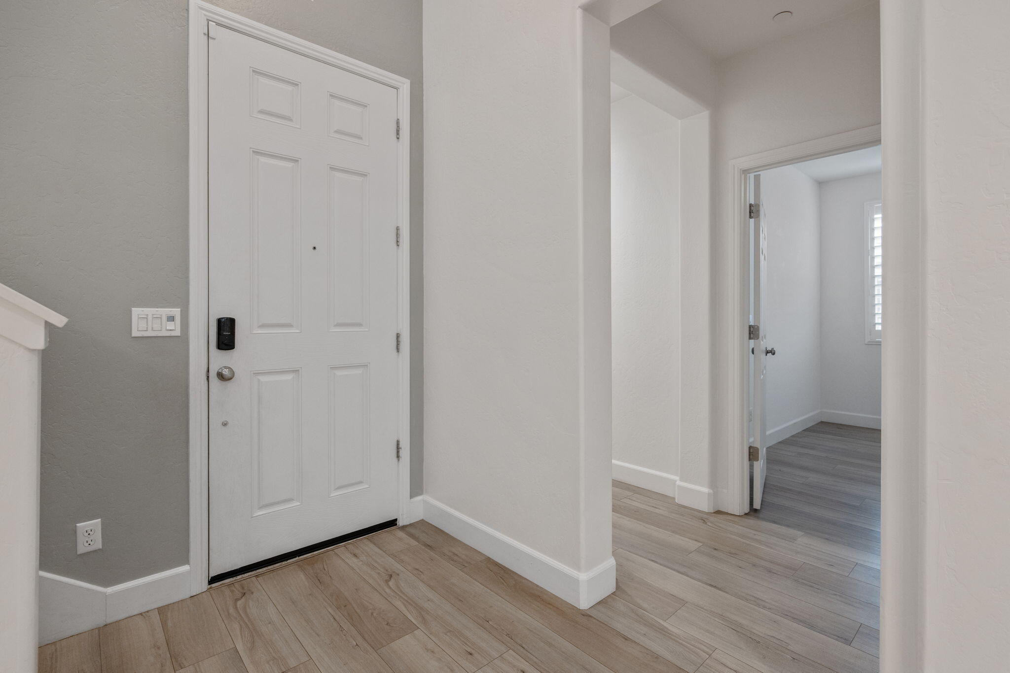 801 Howard St, Kingsburg, CA 93631