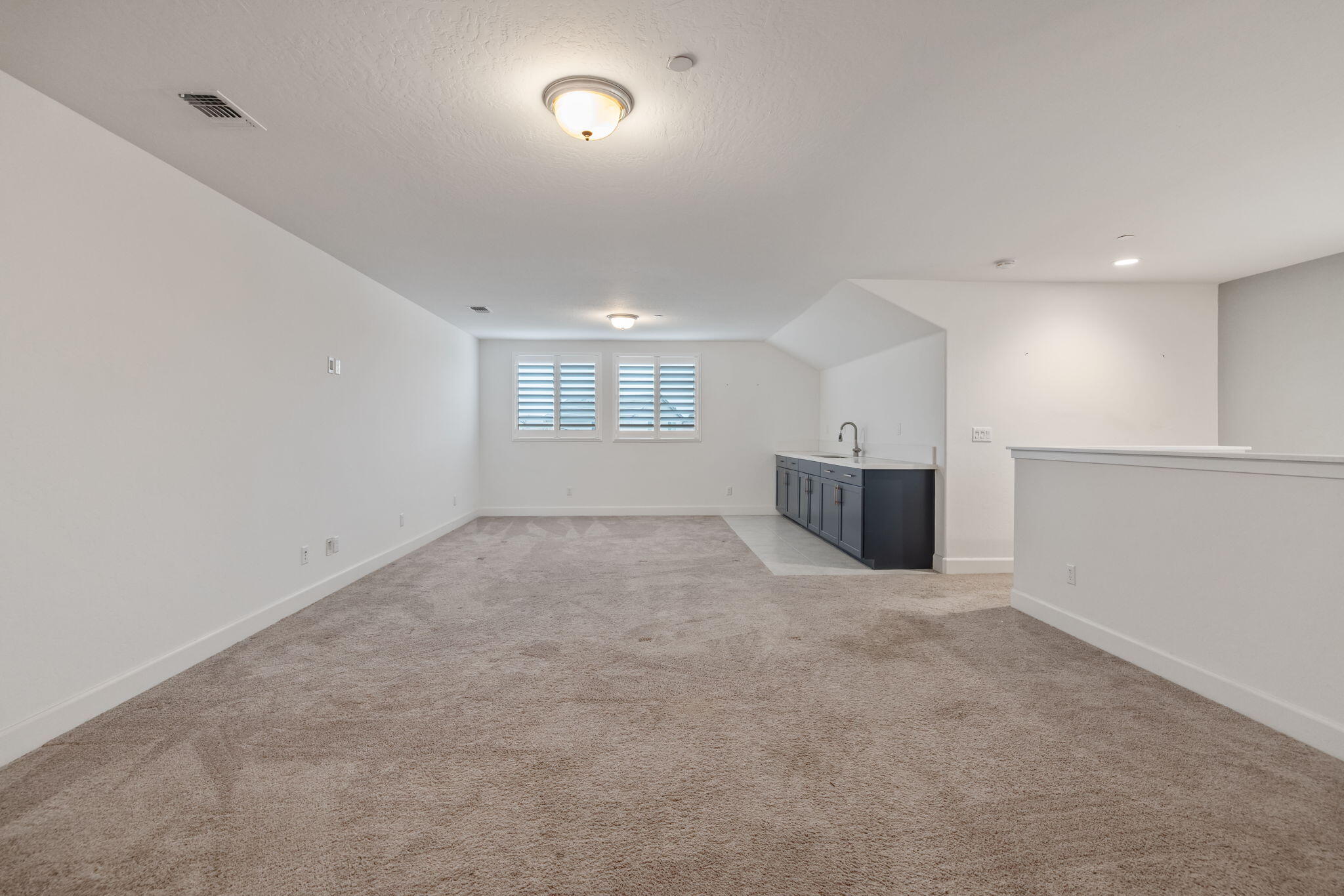 801 Howard St, Kingsburg, CA 93631