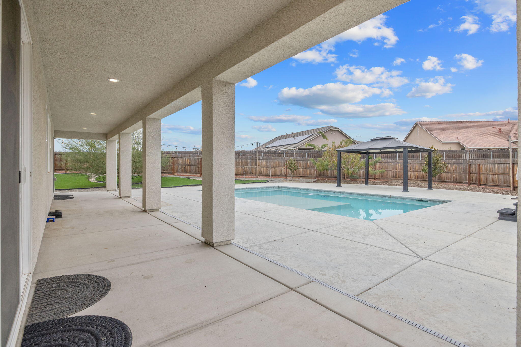 801 Howard St, Kingsburg, CA 93631