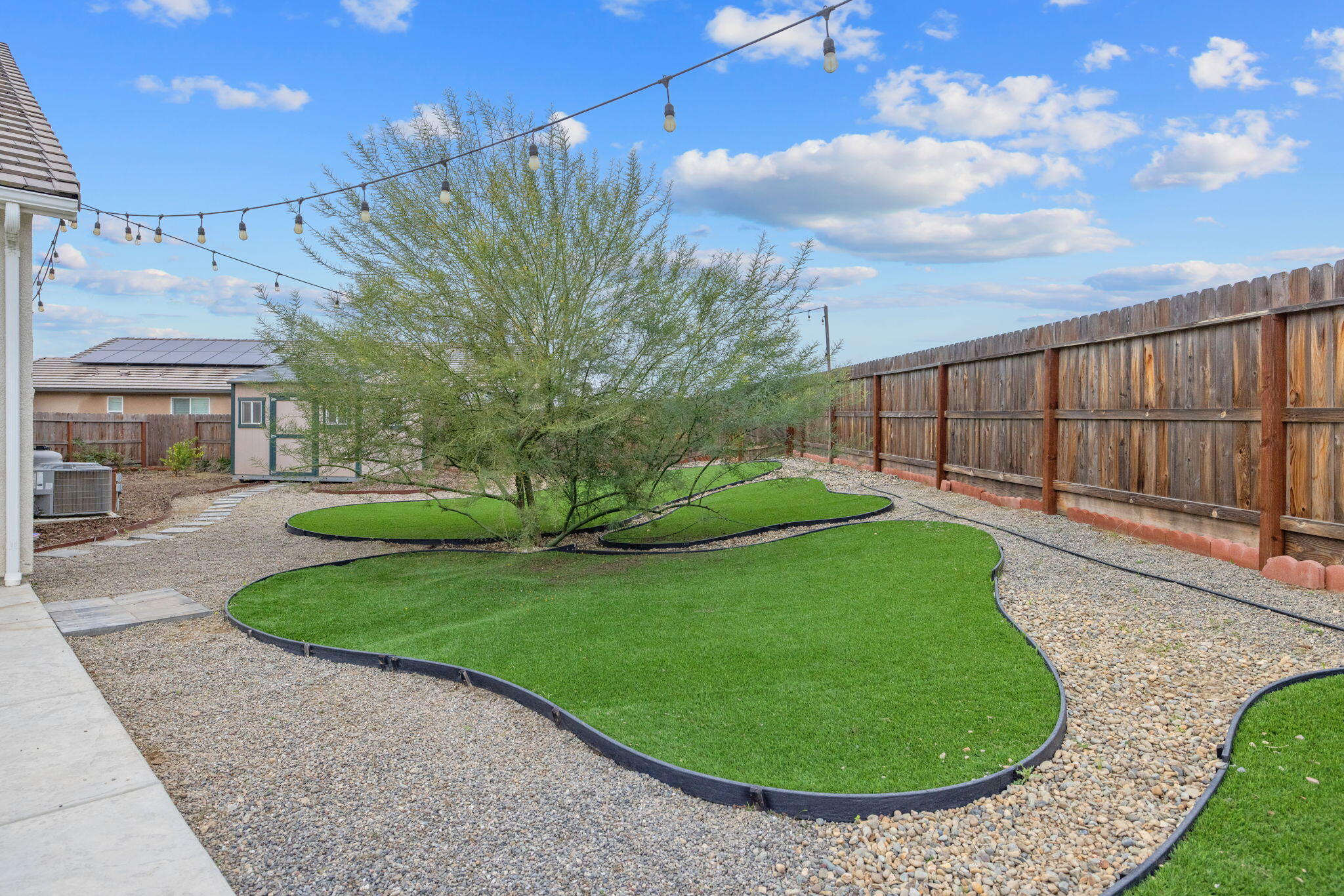 801 Howard St, Kingsburg, CA 93631